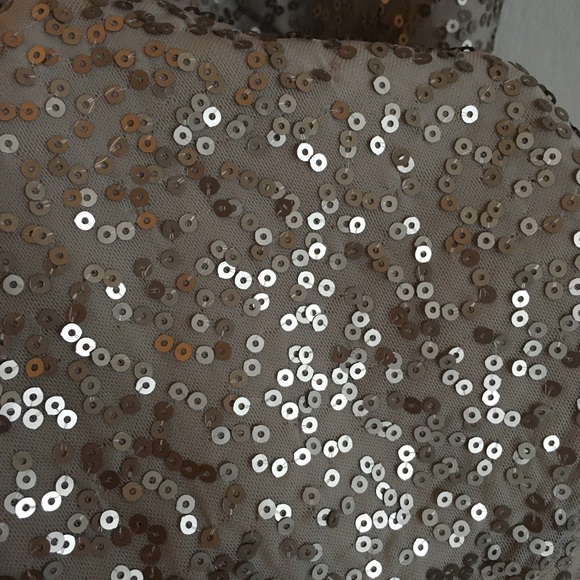 Gold sequin dress - Picture 3 of 5